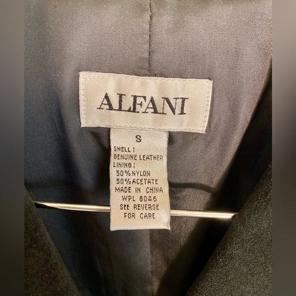 ALFANI Genuine Leather Coat  Size: Small - Picture 4 of 10
